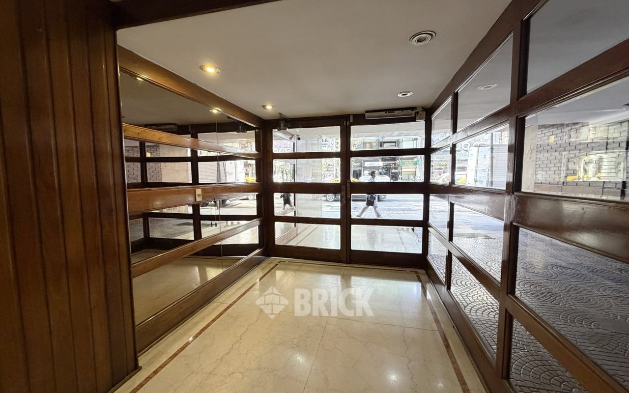 PUEYRREDON, AV. al 1300 Piso 8 28