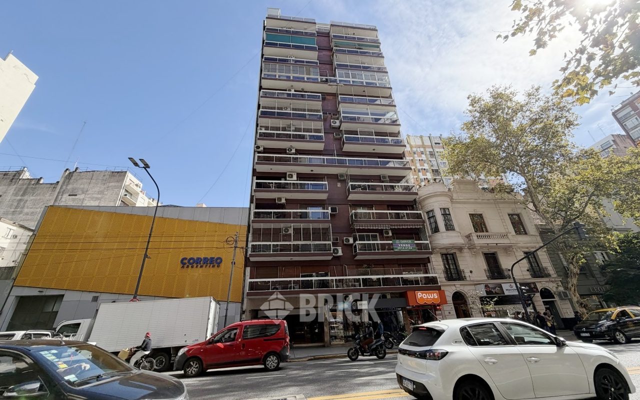 PUEYRREDON, AV. al 1300 Piso 8 31