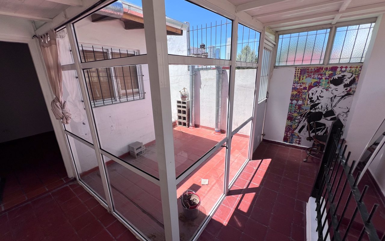 COSTA RICA al 5900 Piso PB 12