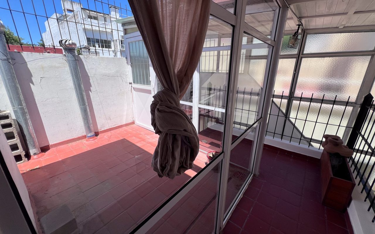 COSTA RICA al 5900 Piso PB 13