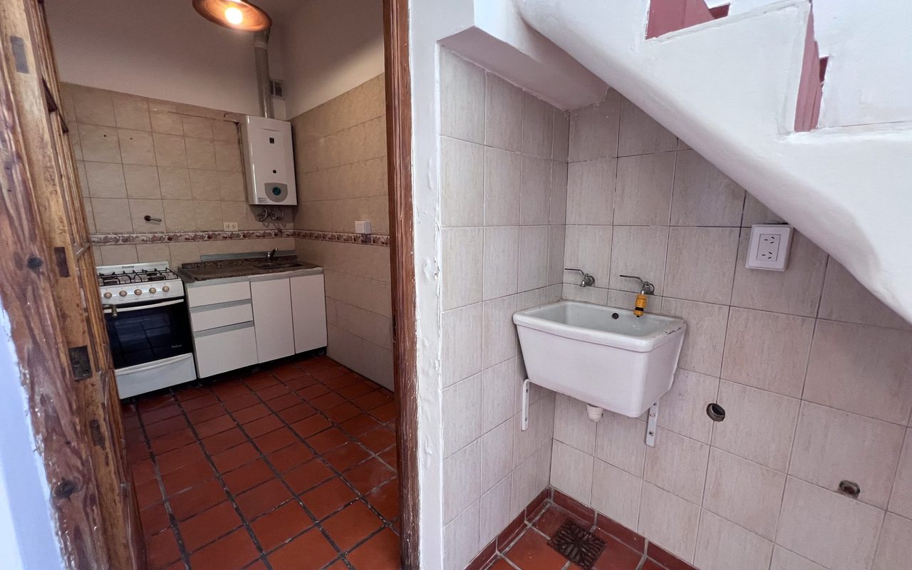 COSTA RICA al 5900 Piso PB 5