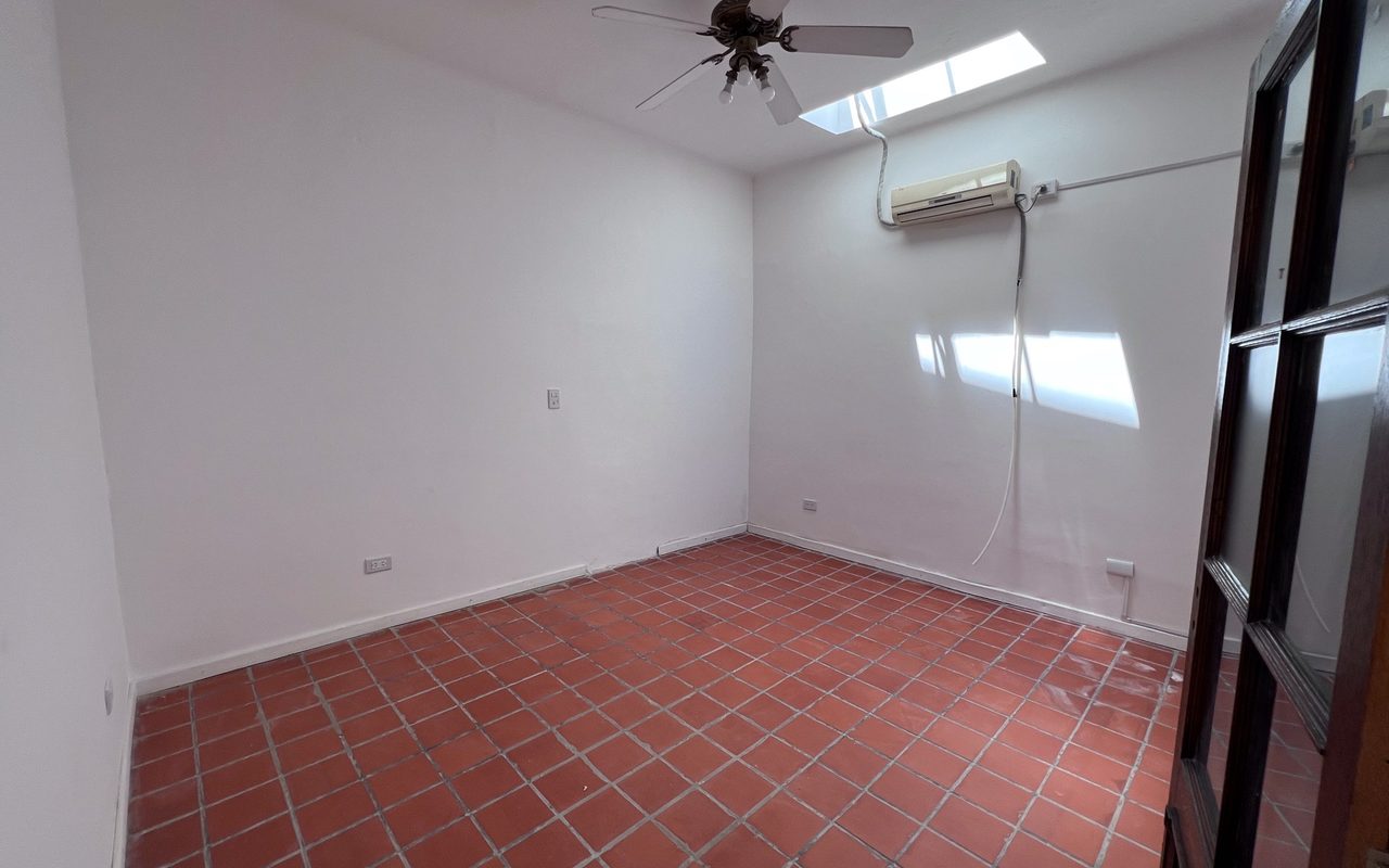 COSTA RICA al 5900 Piso PB 8