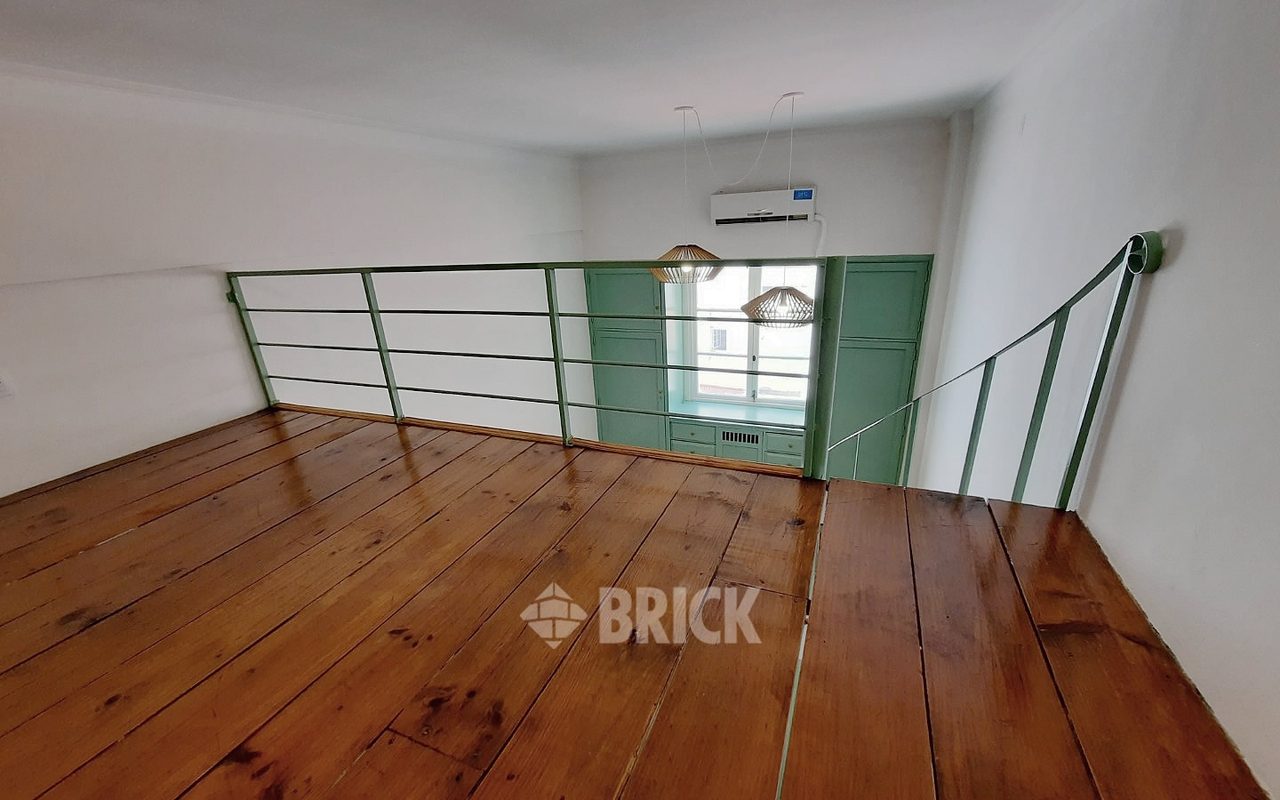 AZCUENAGA al 900 Piso 3 18