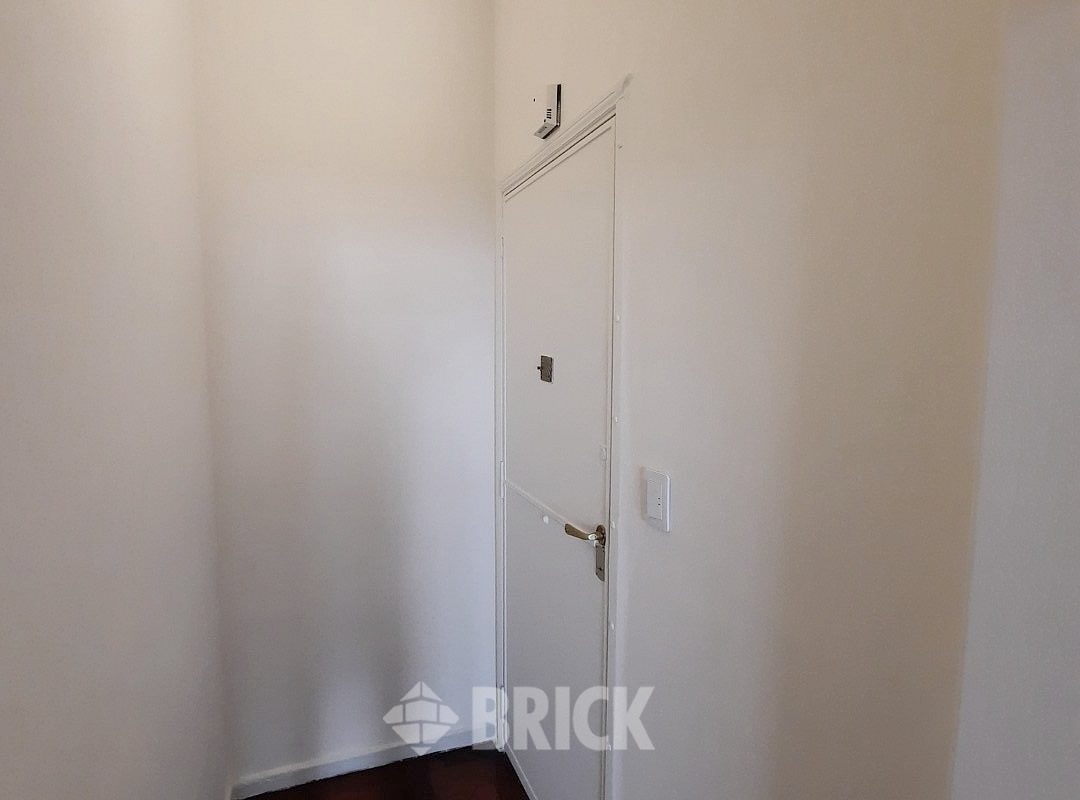 AZCUENAGA al 900 Piso 3 21