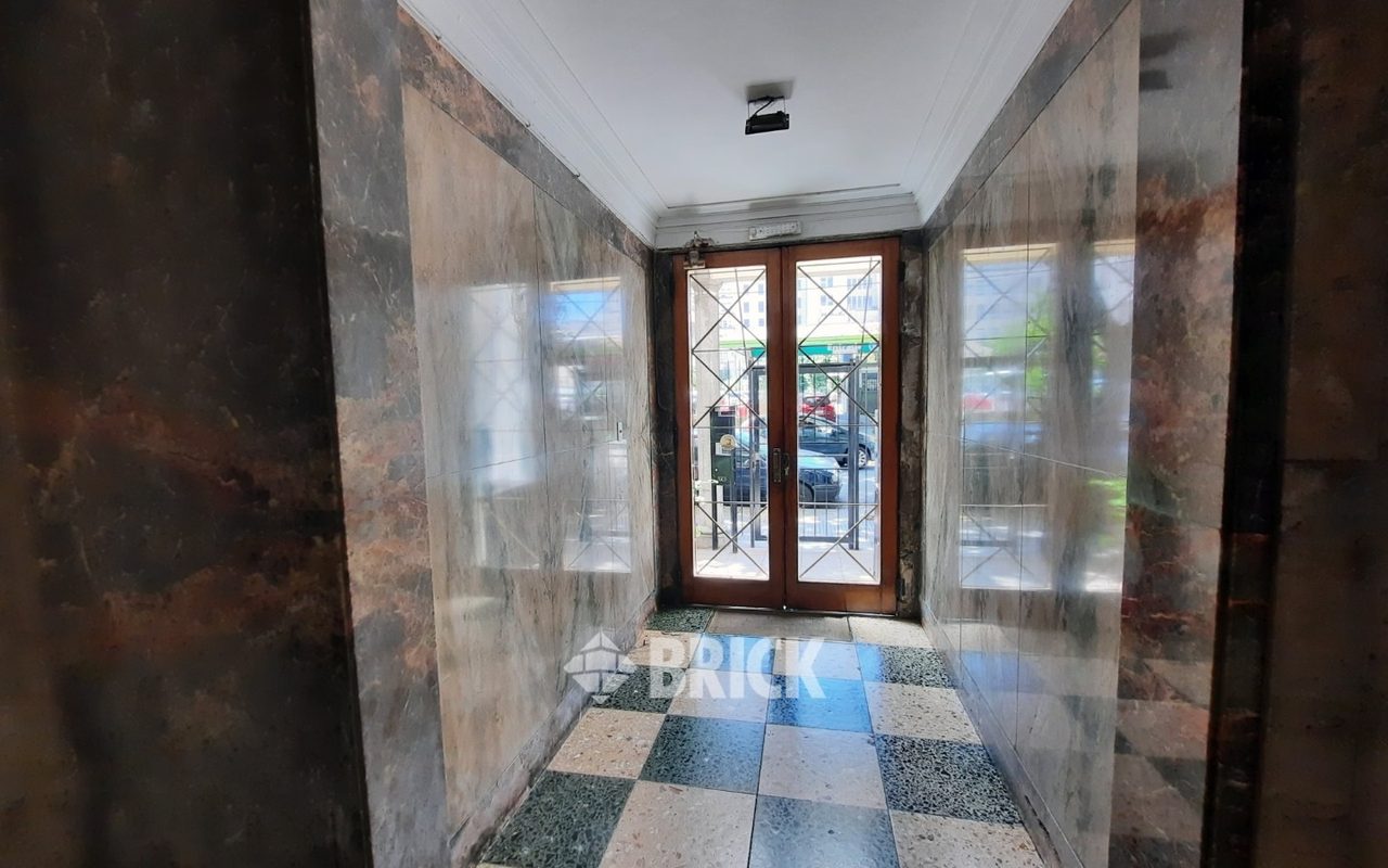 AZCUENAGA al 900 Piso 3 22