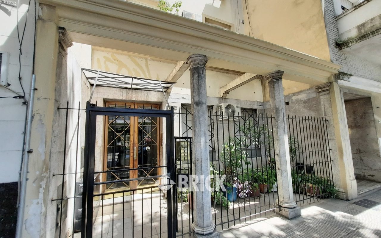 AZCUENAGA al 900 Piso 3 27