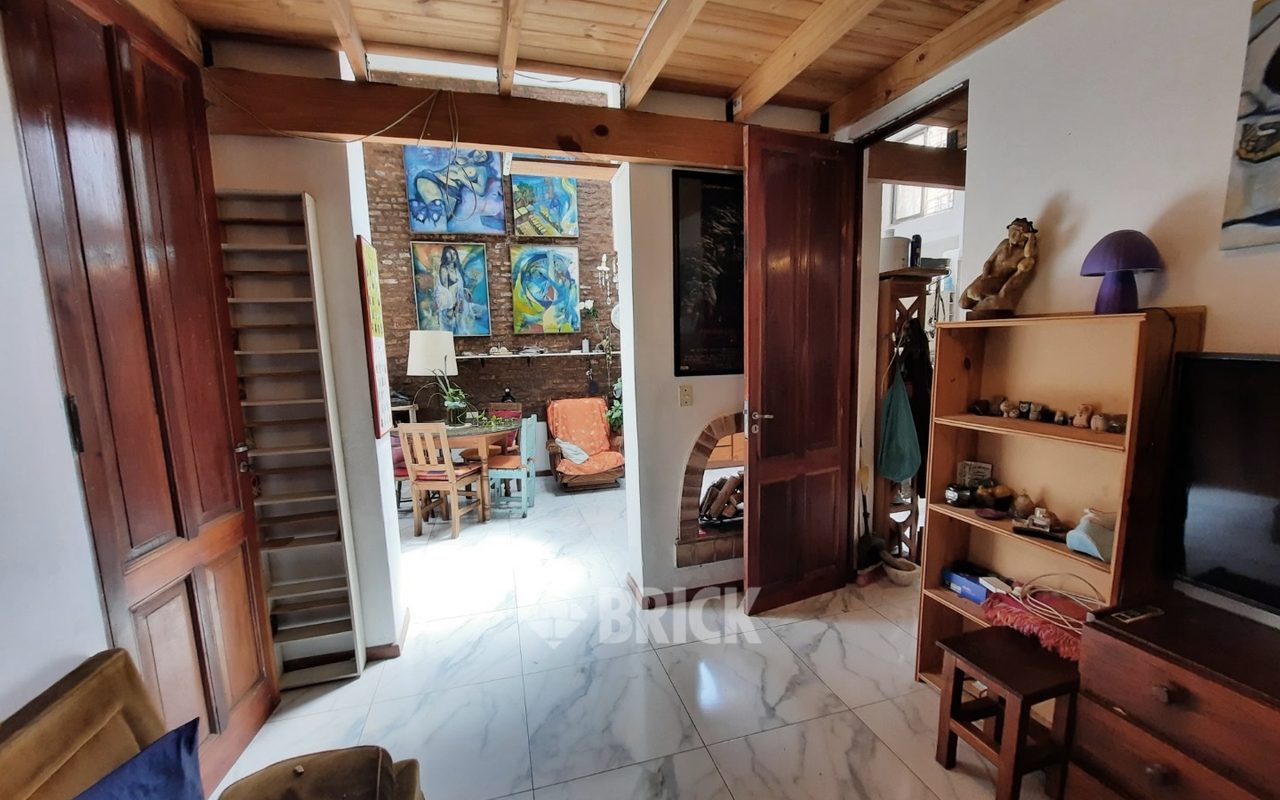 CALVO, CARLOS al 1600 Piso PB 12