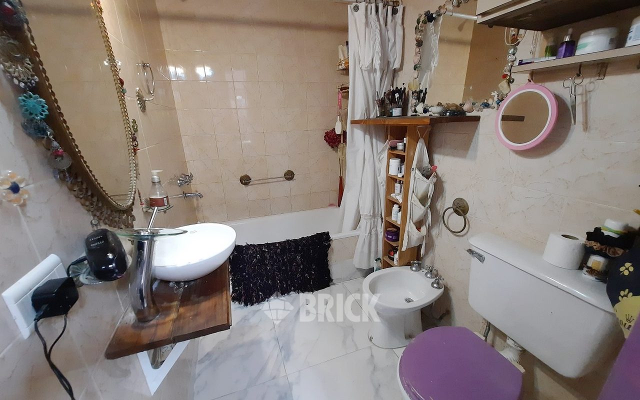 CALVO, CARLOS al 1600 Piso PB 15