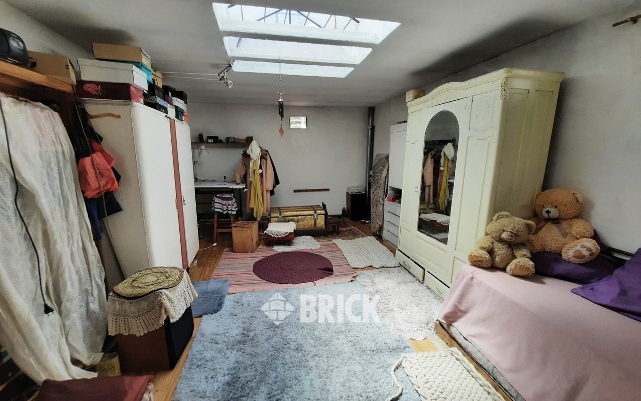 CALVO, CARLOS al 1600 Piso PB 19