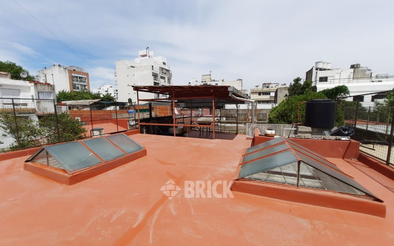 CALVO, CARLOS al 1600 Piso PB 33