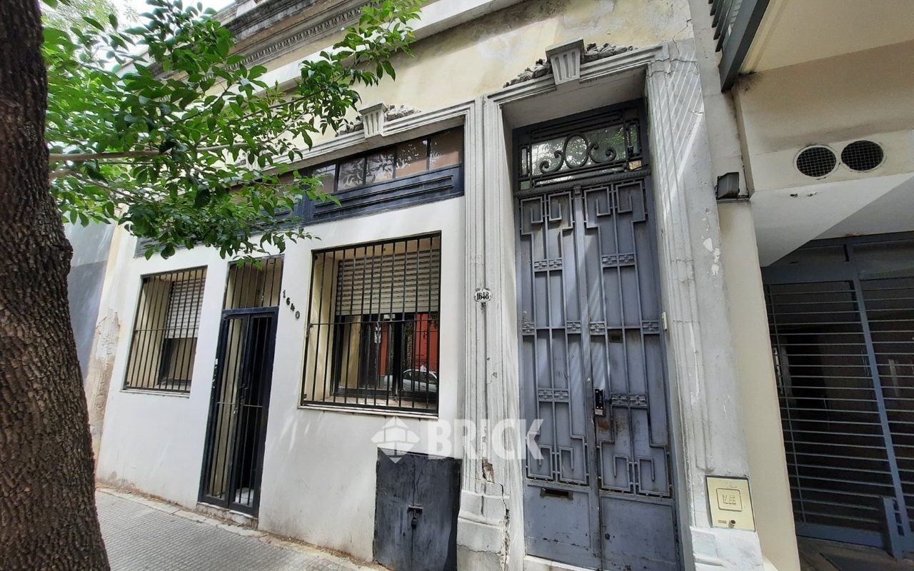 CALVO, CARLOS al 1600 Piso PB 38