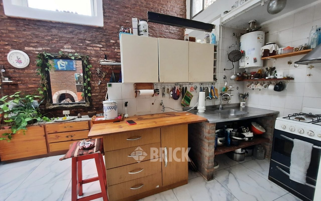 CALVO, CARLOS al 1600 Piso PB 6