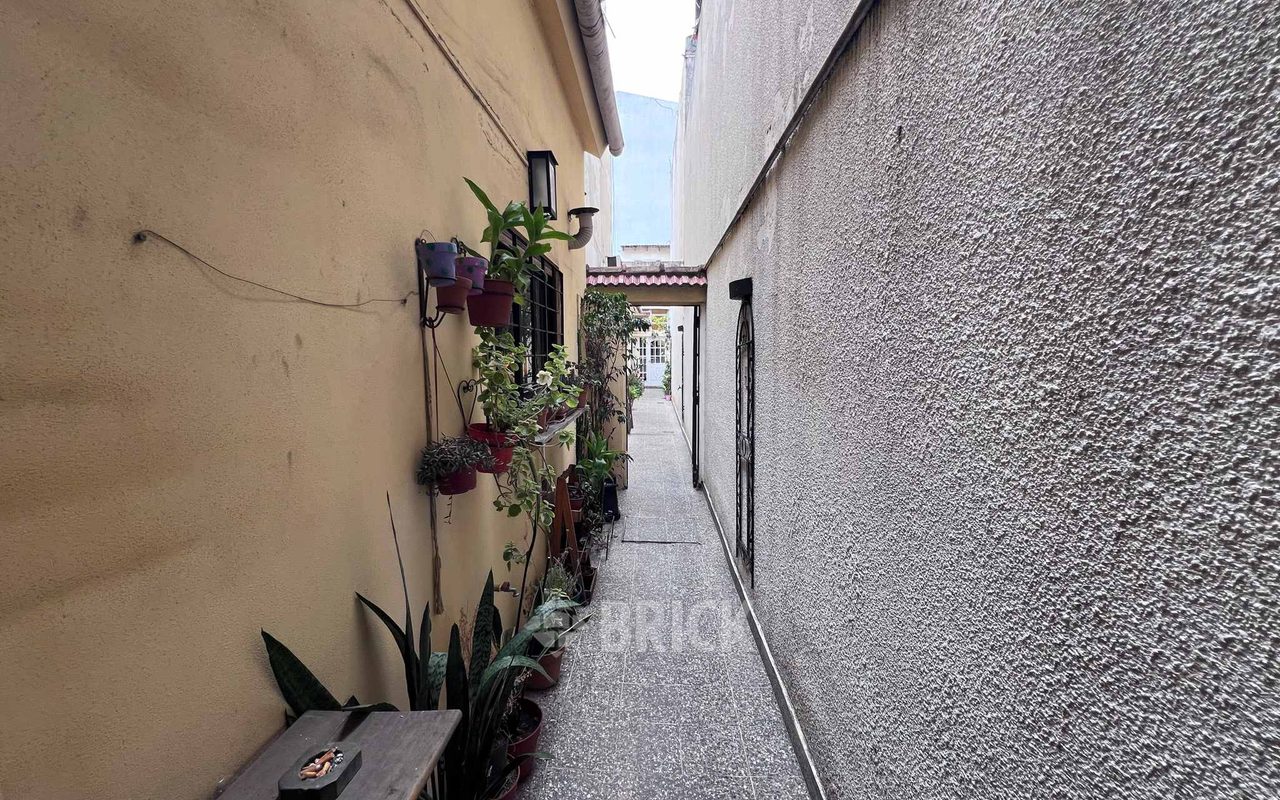 BEAUCHEF al 800 Piso PB 14