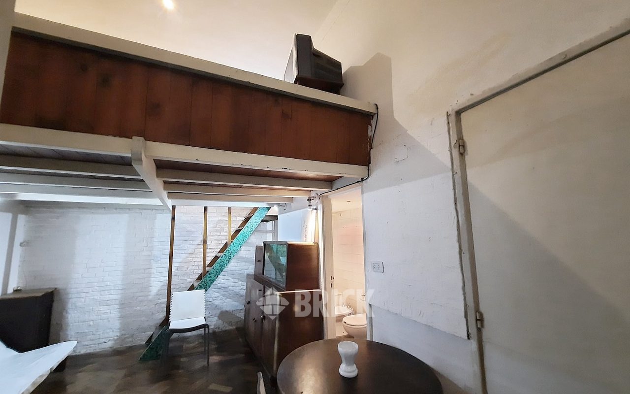 TUCUMAN al 600 Piso PB 10