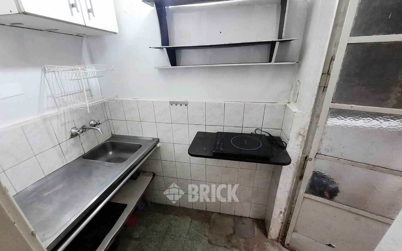 TUCUMAN al 600 Piso PB 15