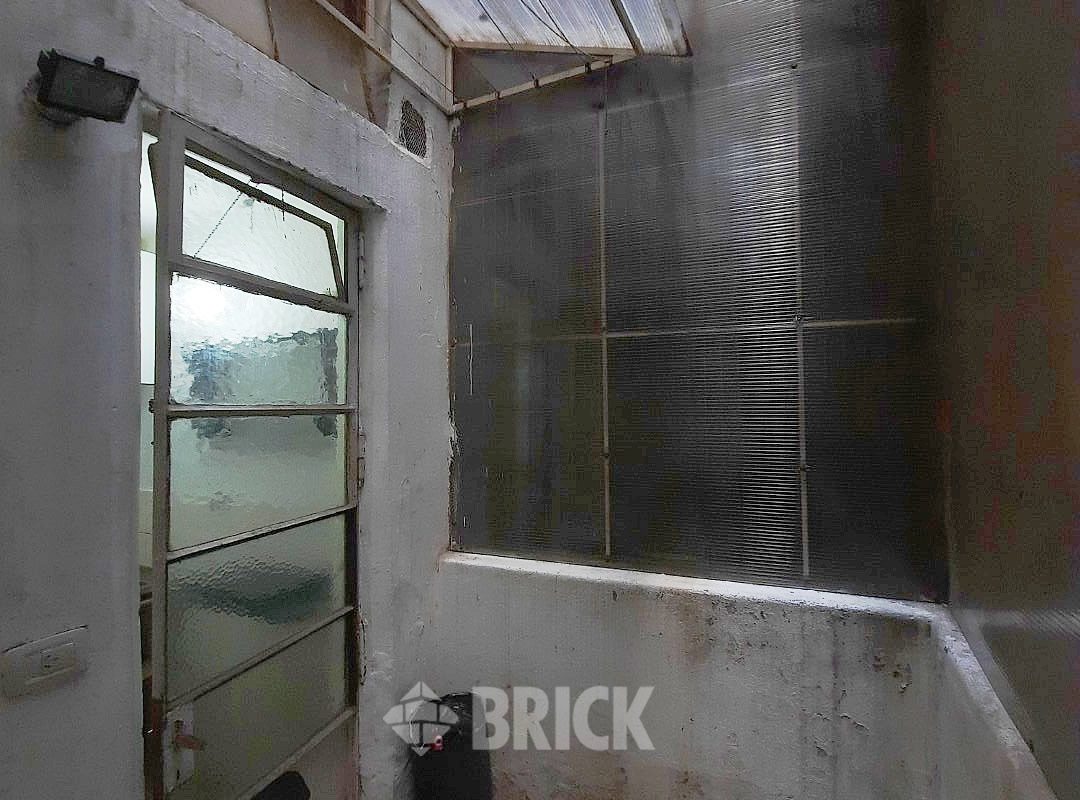 TUCUMAN al 600 Piso PB 17