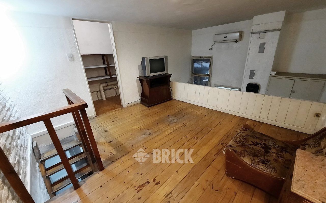 TUCUMAN al 600 Piso PB 20