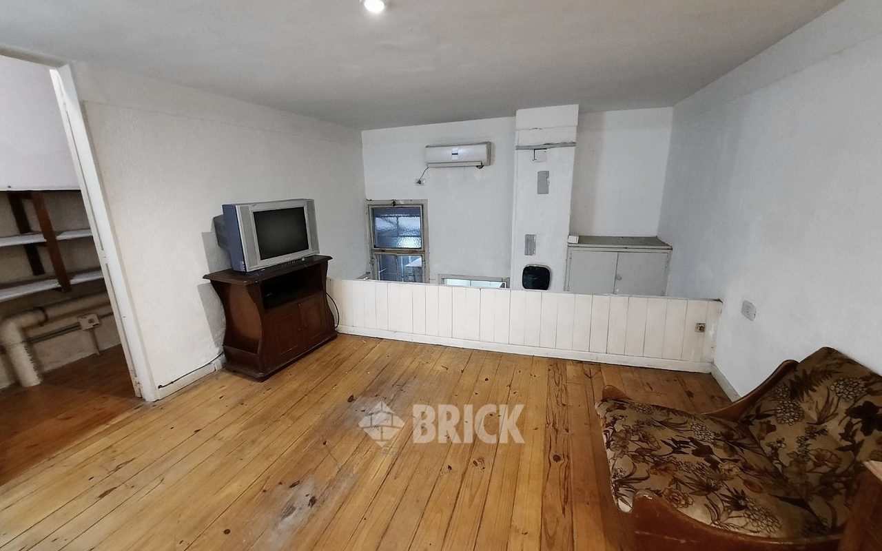 TUCUMAN al 600 Piso PB 21