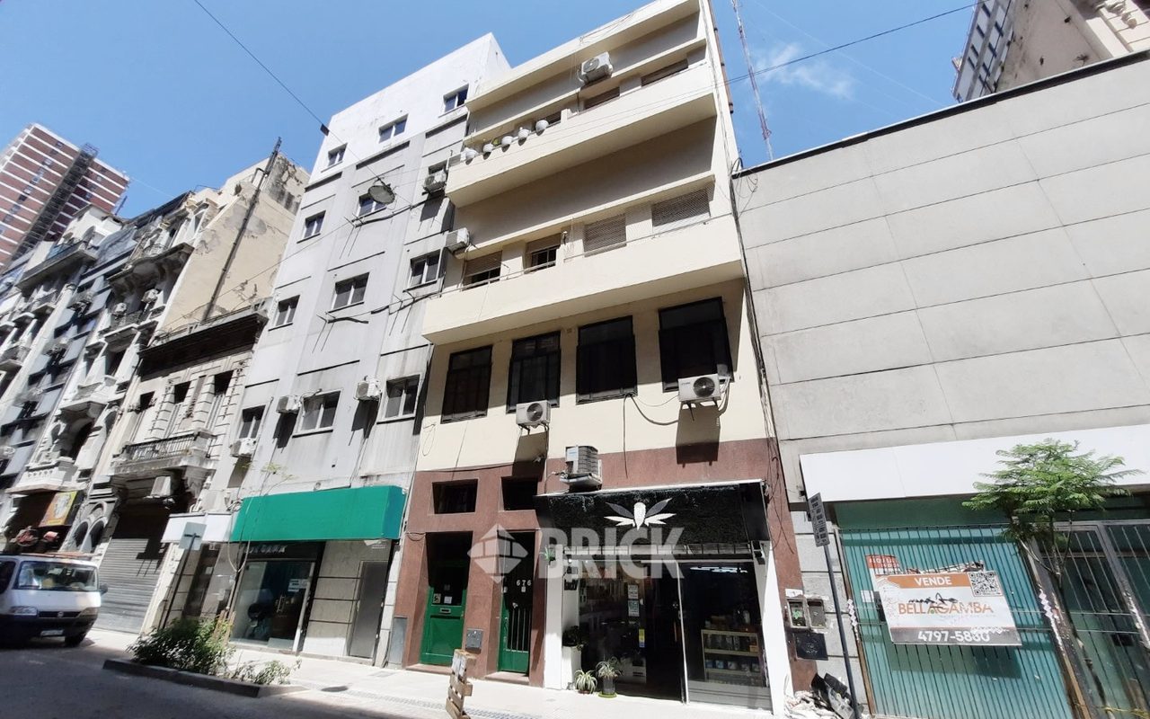 TUCUMAN al 600 Piso PB 31