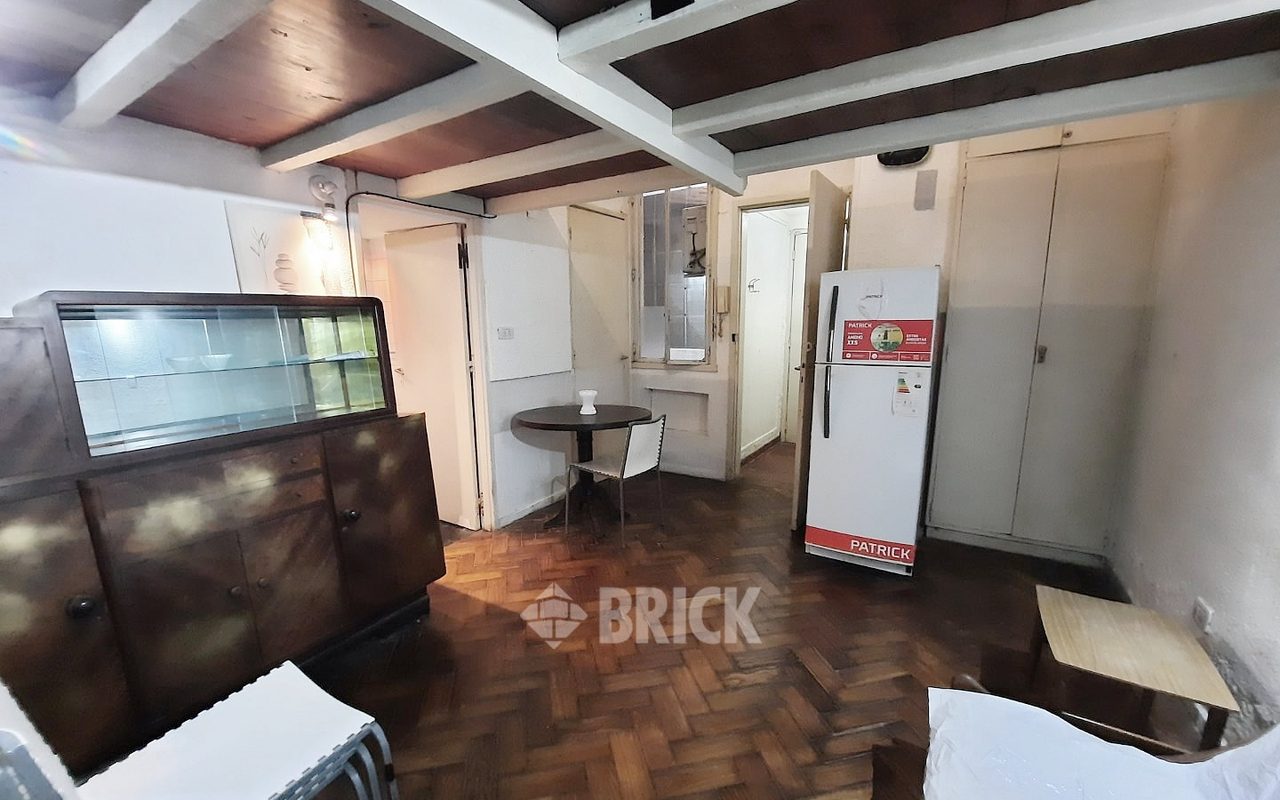 TUCUMAN al 600 Piso PB 5