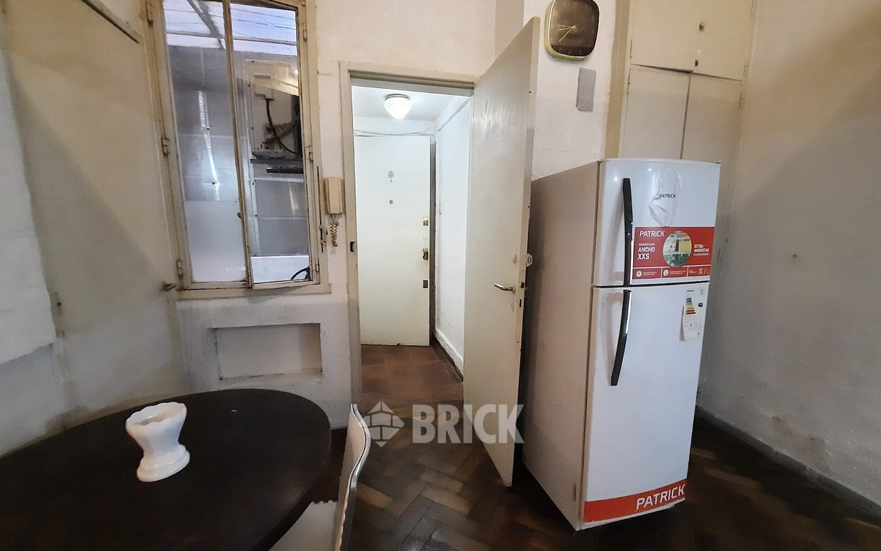 TUCUMAN al 600 Piso PB 6