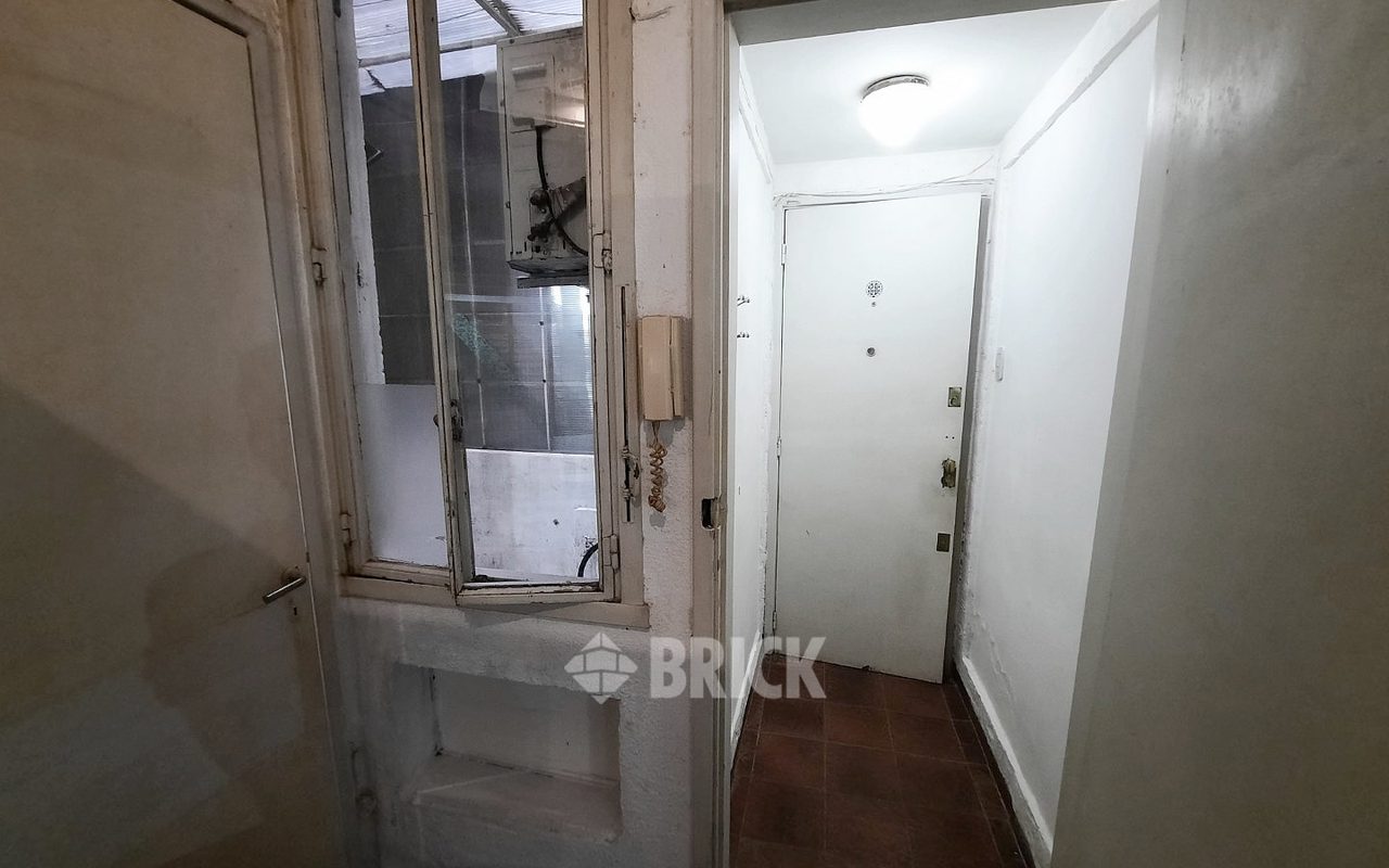 TUCUMAN al 600 Piso PB 7