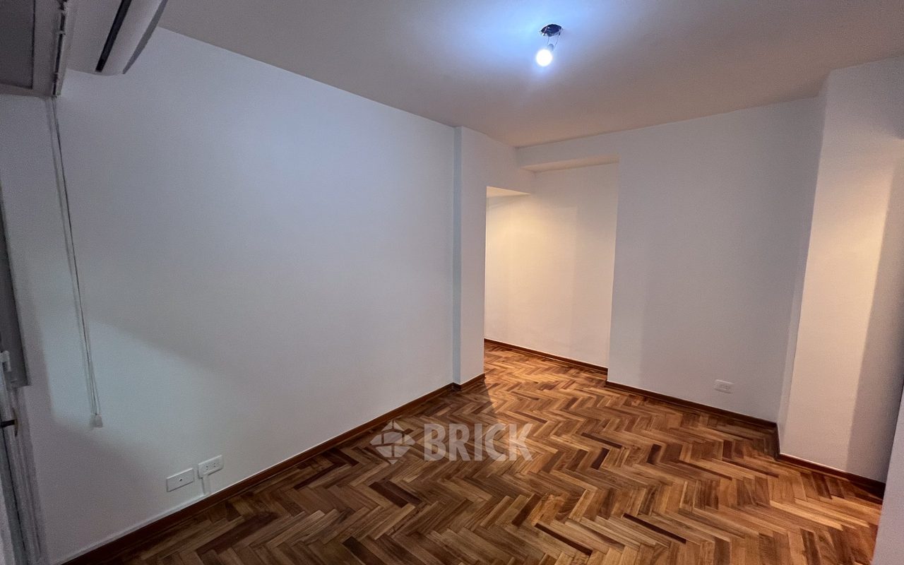 PRINGLES al 400 Piso 3 4