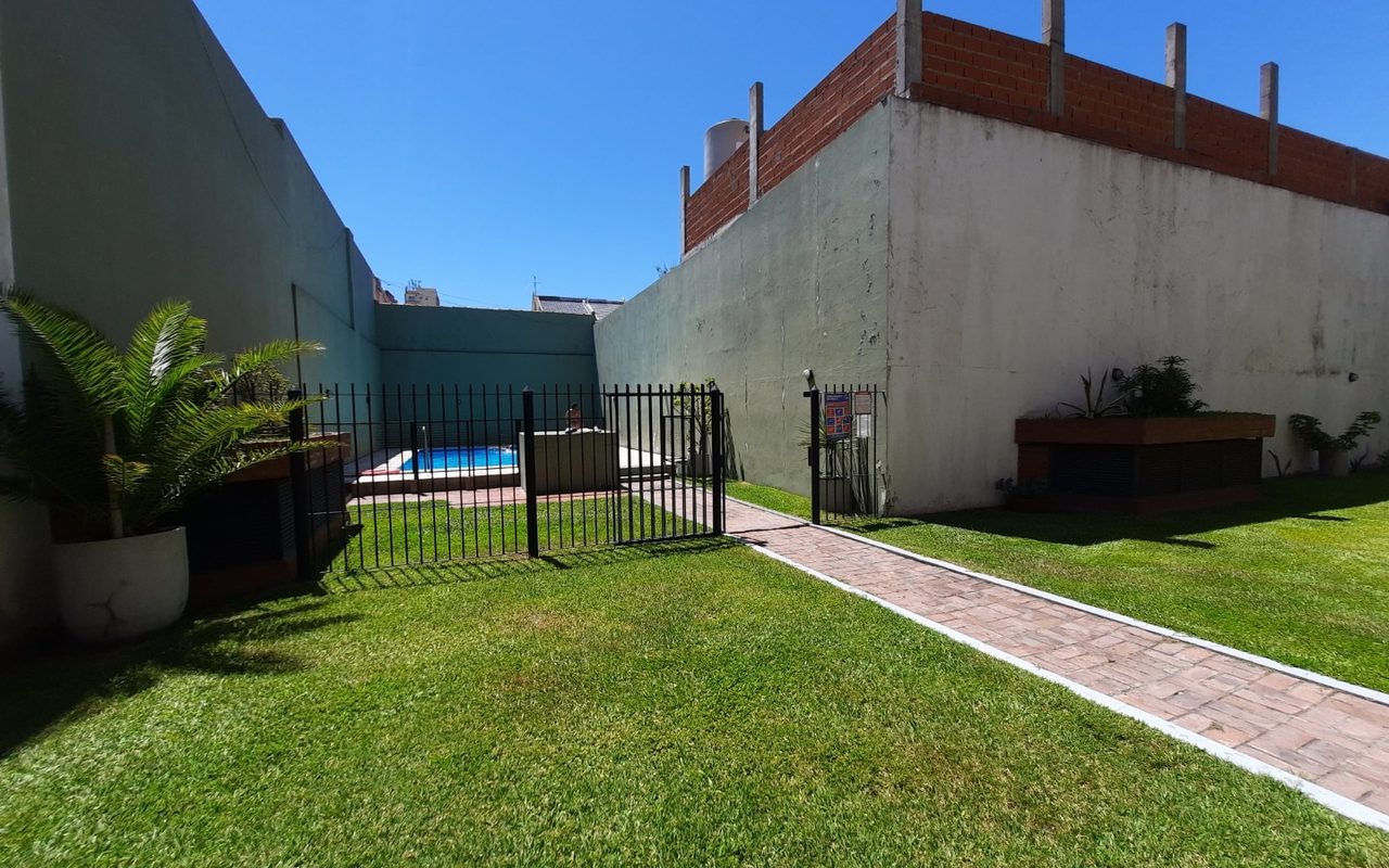 GARAY, JUAN DE, AV. al 2200 Piso 14 21