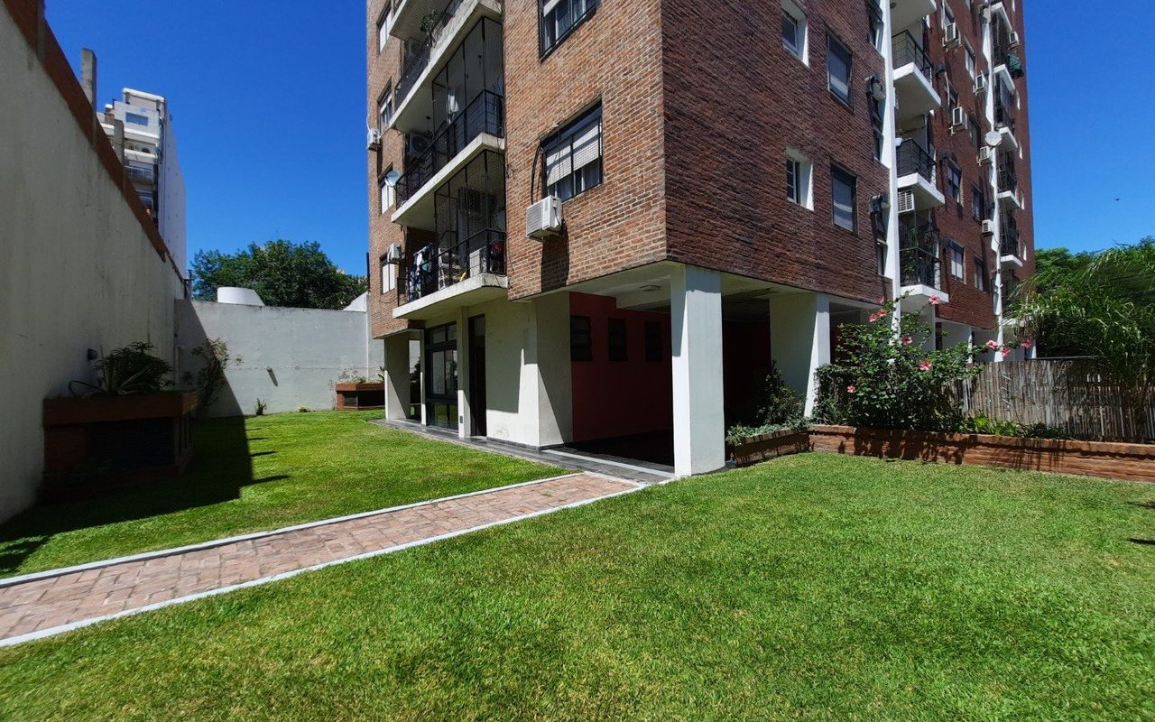 GARAY, JUAN DE, AV. al 2200 Piso 14 23