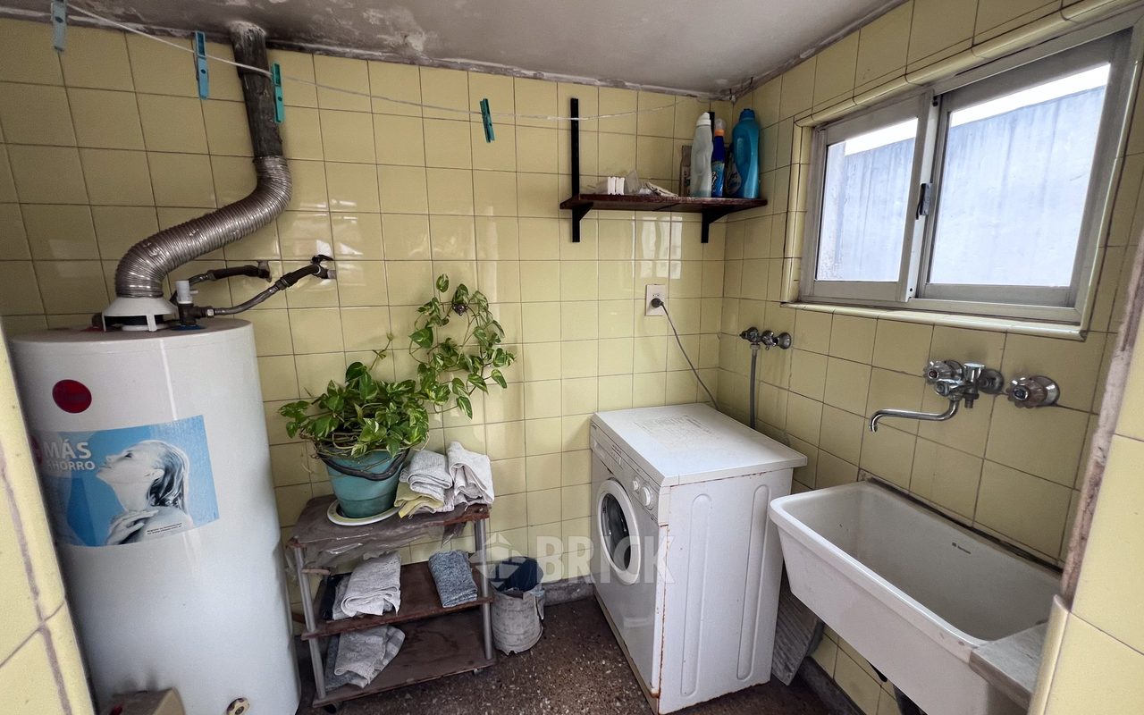 PRIMERA JUNTA al 1800 28