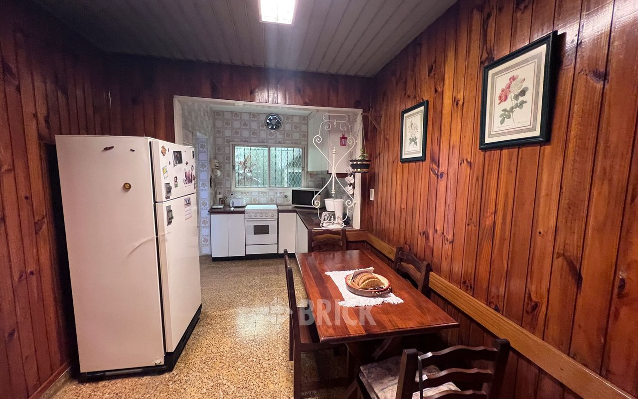 PRIMERA JUNTA al 1800 4