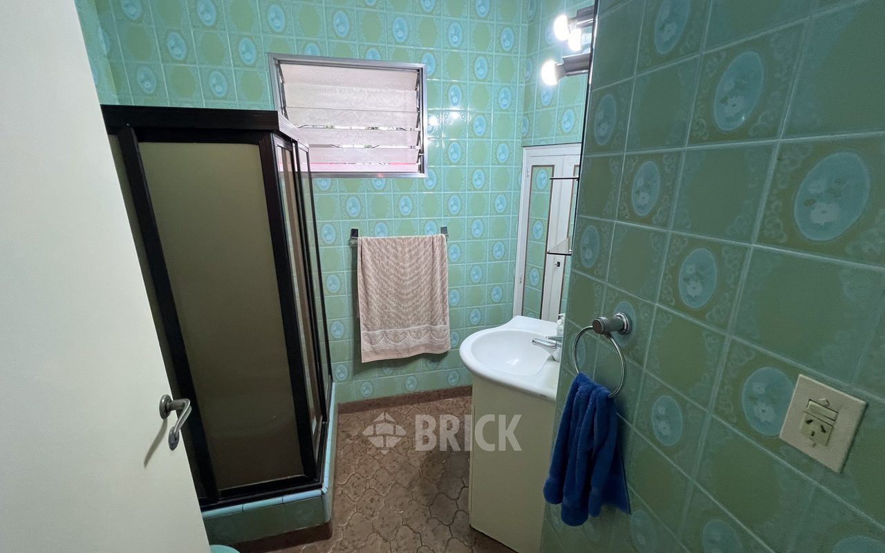 PRIMERA JUNTA al 1800 8