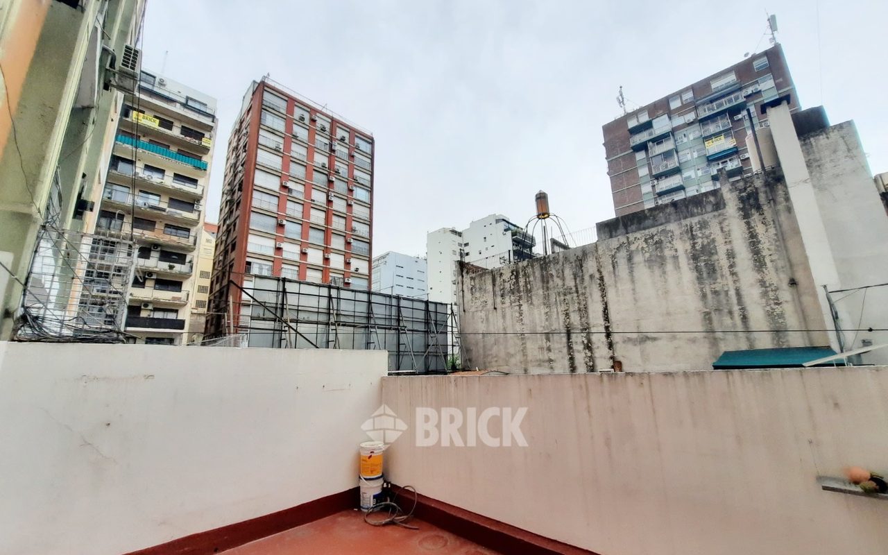 SANTA FE, AV. al 2500 Piso 3 11