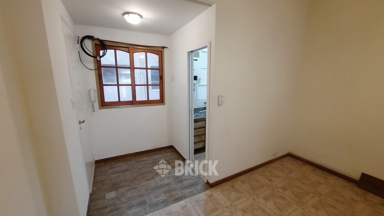 SARMIENTO al 2200 Piso 4 16