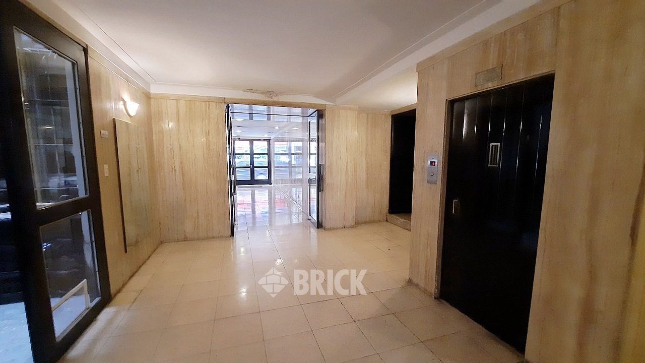 SARMIENTO al 2200 Piso 4 20