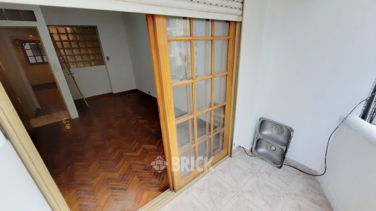 SARMIENTO al 2200 Piso 4 9