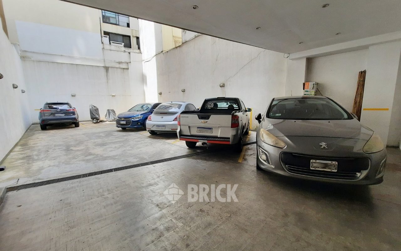 AGUERO al 2300 Piso 6 27