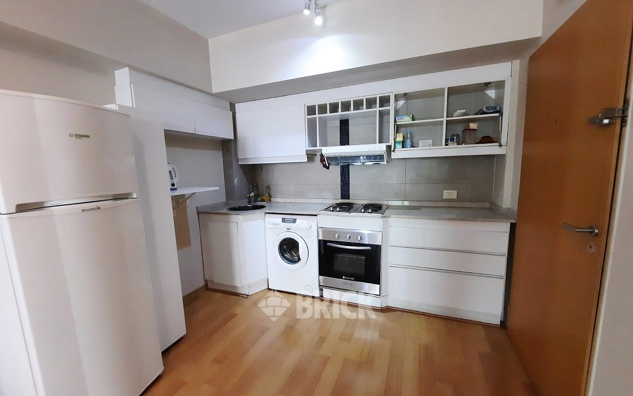 AGUERO al 2300 Piso 6 7