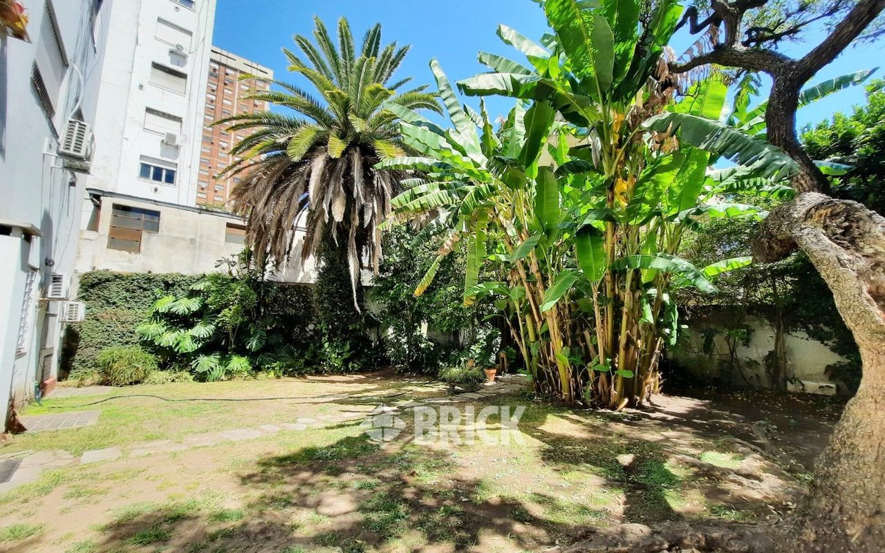 RIVADAVIA, AV. al 6200 Piso 2 35