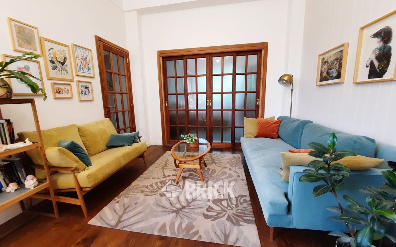 RIVADAVIA, AV. al 6200 Piso 2 4