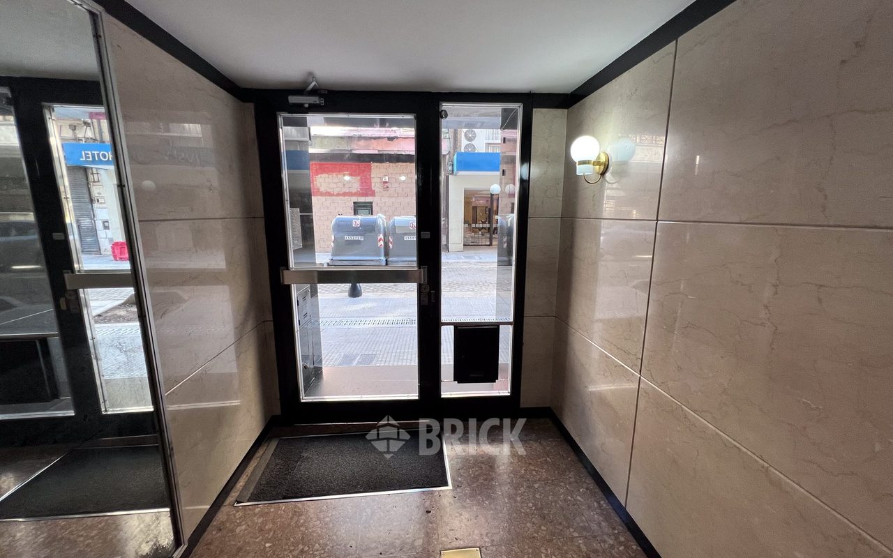 VIAMONTE al 900 Piso 5 10