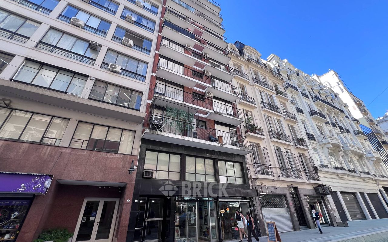 VIAMONTE al 900 Piso 5 12