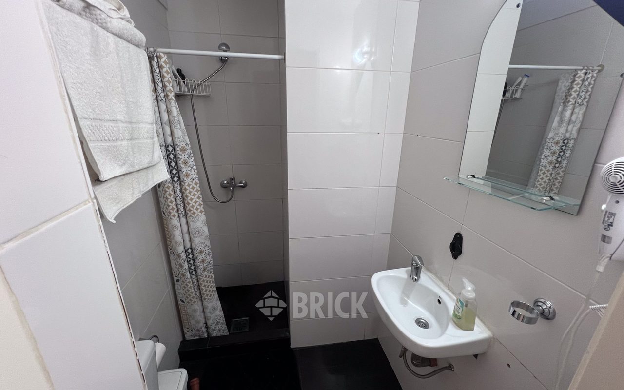 VIAMONTE al 900 Piso 5 9