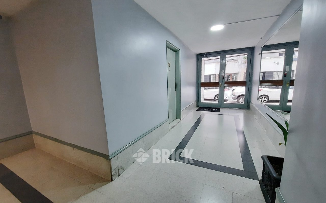 AGUERO al 2200 Piso PB 23