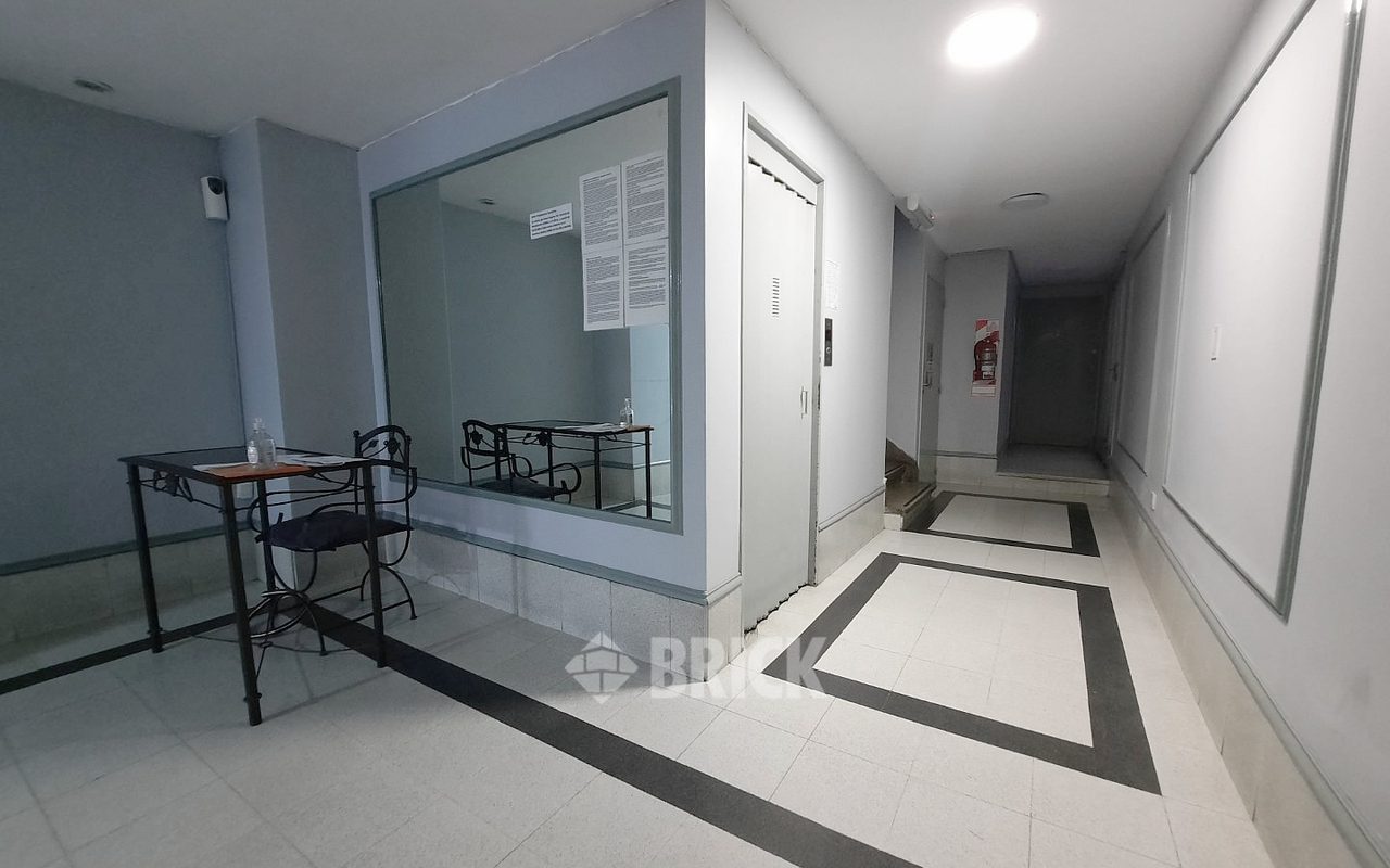 AGUERO al 2200 Piso PB 25