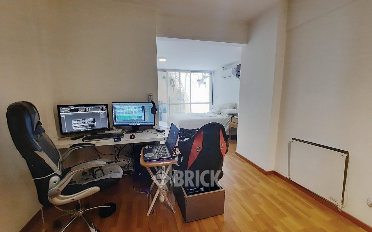 AGUERO al 2200 Piso PB 4