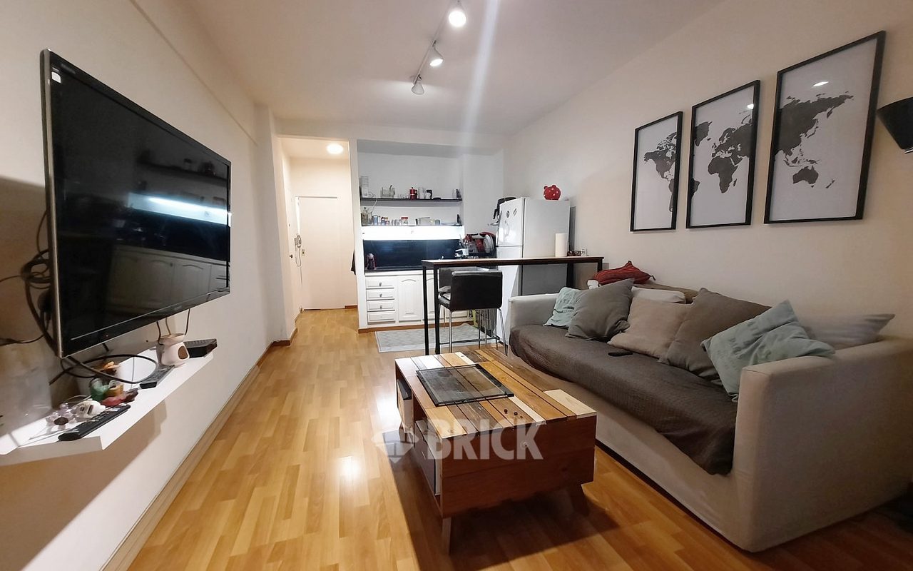 AGUERO al 2200 Piso PB 5