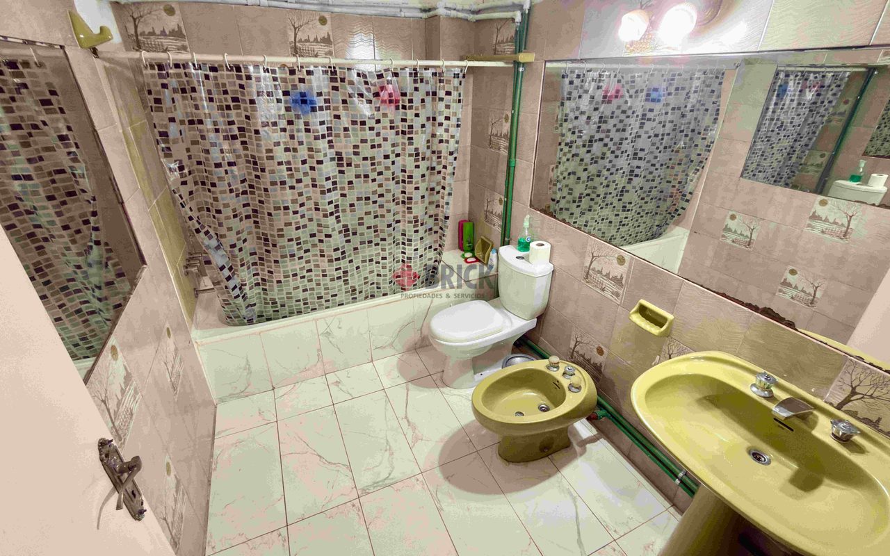 JUAN JOSE PASO al 1200 13