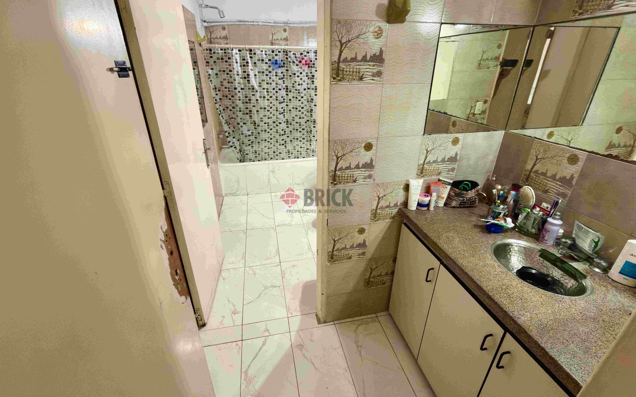 JUAN JOSE PASO al 1200 12