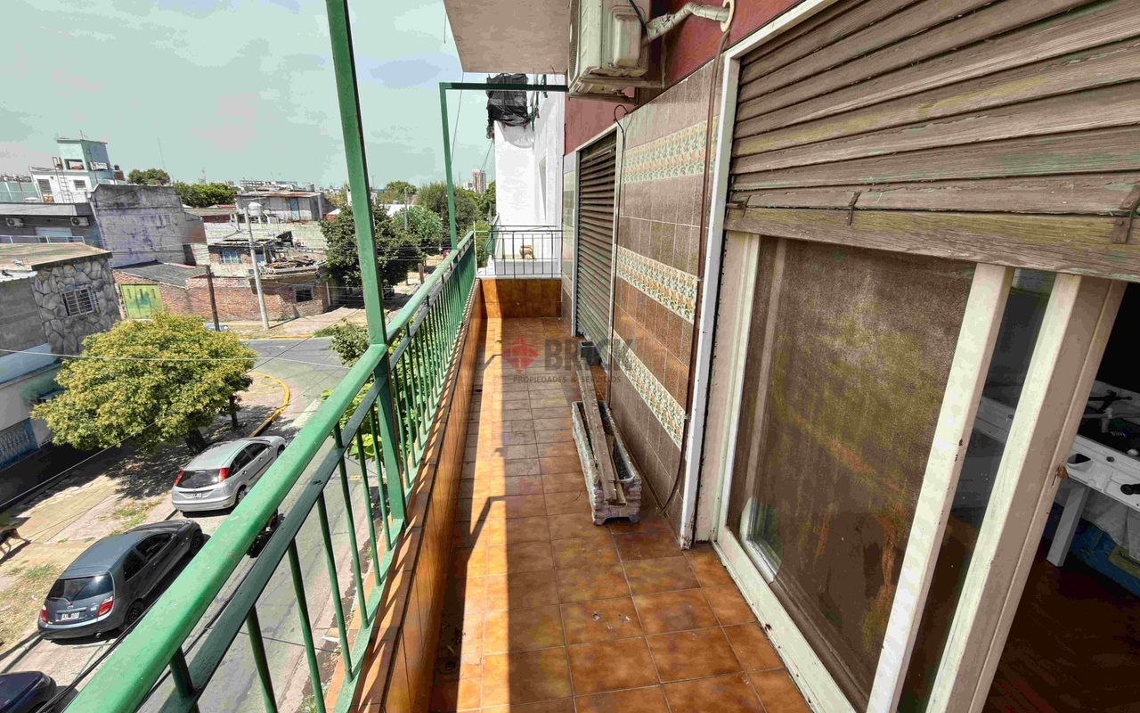 JUAN JOSE PASO al 1200 14